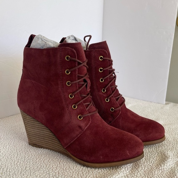 Diba Shoes - Diba nwob blake burgundy lace up leather wedge heel bootie